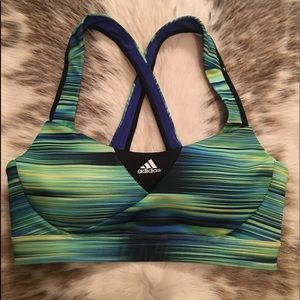 Adidas sports bra size small